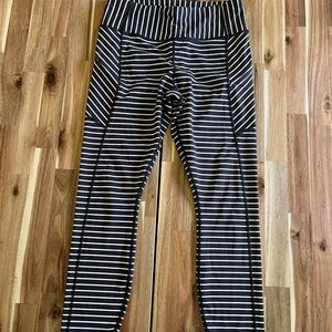 Athleta striped contenders M